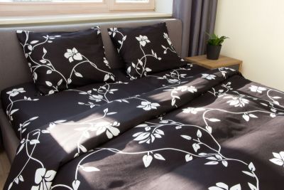 Voodipesukomplekt Regina Black