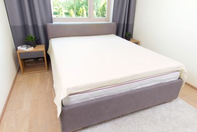Voodilina kattemadratsile puuvilla satään 90x200